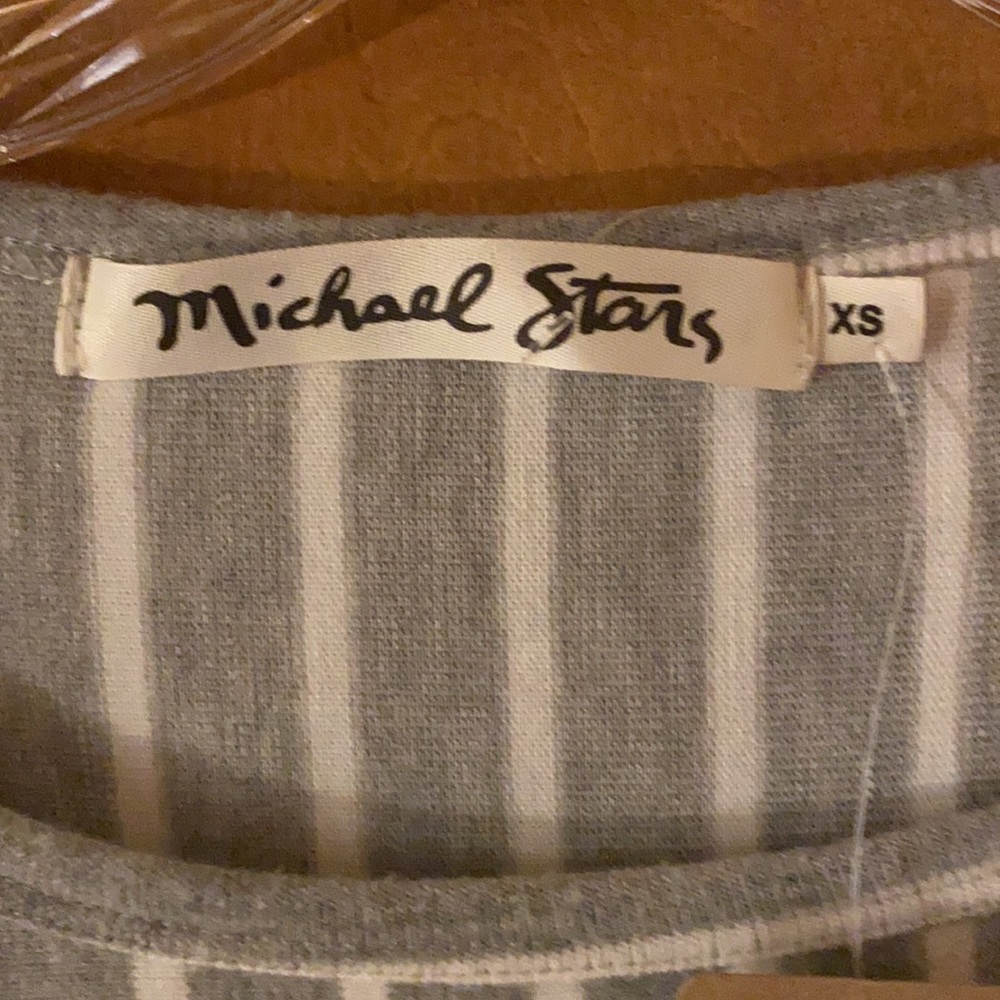 Michael Stars top - Picture 2 of 4